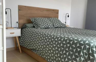 Luminoso dúplex con parking - Photo 21