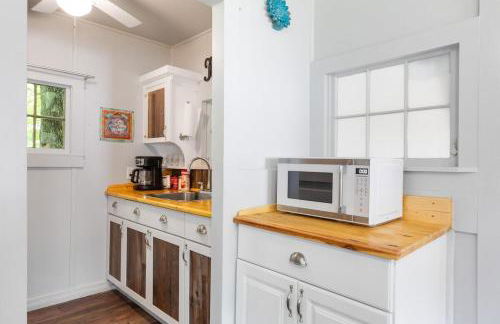 Historic Water's Edge Cottage 10 - Foto 10