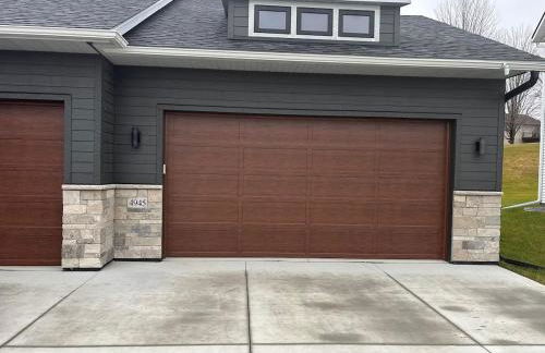 Custom Luxury Rambler in Highland Hills - Foto 21