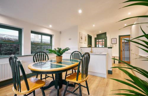 The Old Stables - Hot Tub, Sauna and Cinema - Photo 41