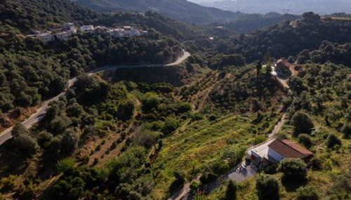 Iris Cretan Mountain Escape - Photo 1