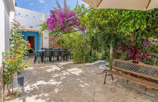 Cas Consul in Ibiza With 4 Bedrooms and 3 Bathrooms - Foto 1