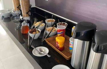 Flat lindo com piscina e linda vista da cidade - Foto 15