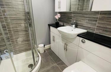 4-Bedroom Cottage in Healing, Grimsby - Foto 5