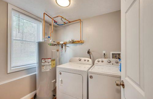 New Hampshire Abode with Mountain Views, Near Skiing - Foto 10