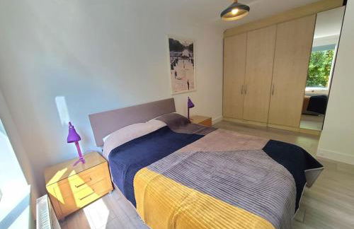 Stylish quiet garden flat with parking in London Zone 4 - Foto 11