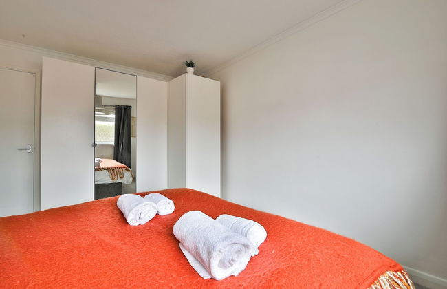 3 Bed House with Private Parking - Foto 2