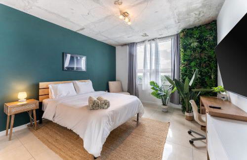 1BR Miami Retreat with BBQ, Pool, & Skyline Views - Foto 6