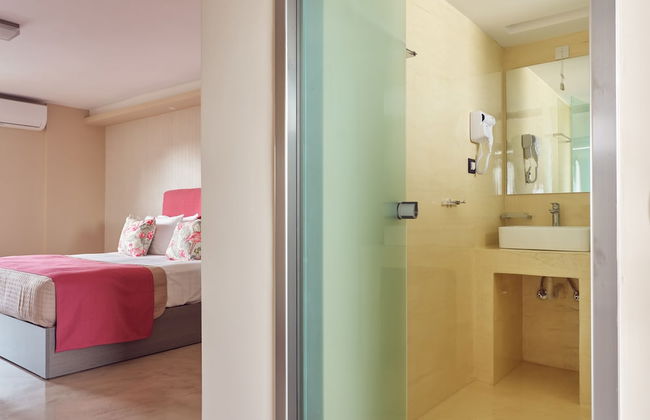 Koukounaria Hotel & Suites - Photo 28