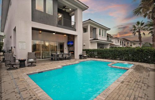 Luxury 6BR Villa w Pool & Cinema 4mi to Disney - Foto 9