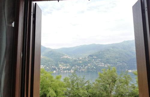 Between mountains and lake - Foto 33