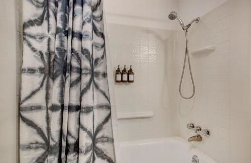 Denver Hot Tub Retreat Near Downtown - 20 Percent Off Feb - Foto 34