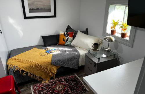 Creole Cottage - 2 Bed, 1 Bath, Pet Friendly with Fee, Walk to Downtown, Grill, Washer & Dryer - Foto 35