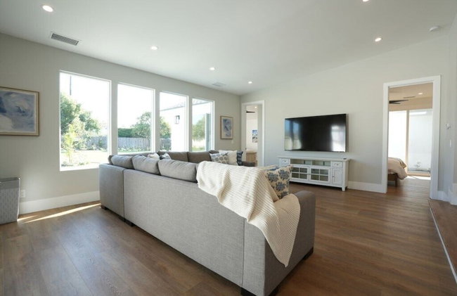 Beautiful Home with 4 bedroom, 2 bathrooms-full amenities - Foto 66