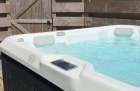 Wild Oats Lodge 6 - Yellowtop Country Park - Hot Tub - Yorkshire - Photo 2