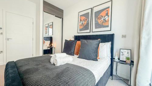 Lux 3-Bedroom Penthouse in Battersea with 3 Private Balconies near Clapham , Nine Elms by Staylio London - Foto 3, towels, wardrobe, heating