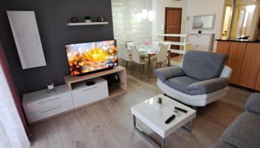 Apartment Holiday in Split, near the old town, three rooms, balcony, garage - Foto 2