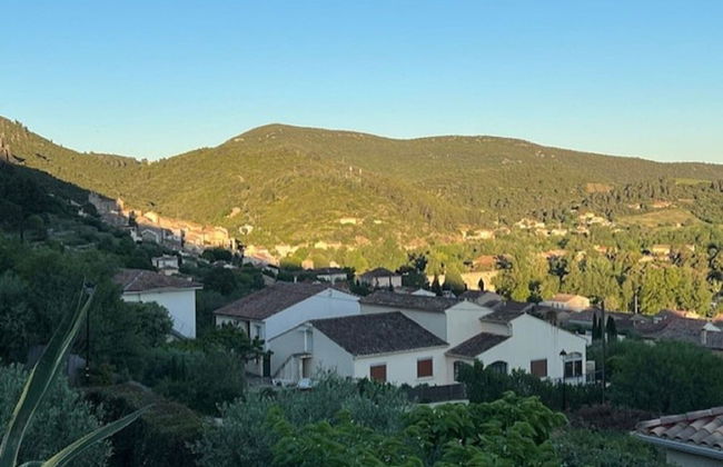 Villa L'esquirol With View and Pool - Foto 29