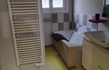 Maison 2 chambres et 2 lits simple Jardin en centre ville - Foto 2