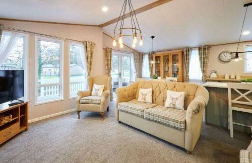 Cherry Lodge with Hot Tub - Foto 13