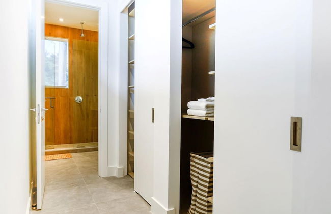 The Modernista 2 - Large Townhome With Pool - Foto 39