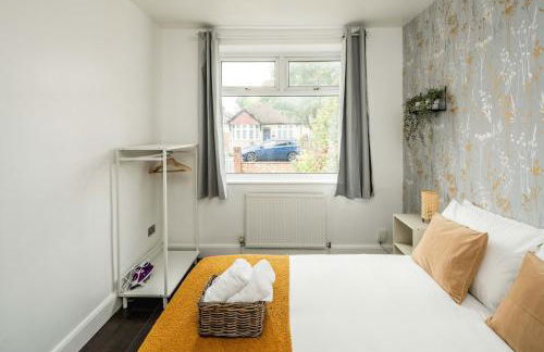 Lovely 3 bed house in Feltham - Foto 31