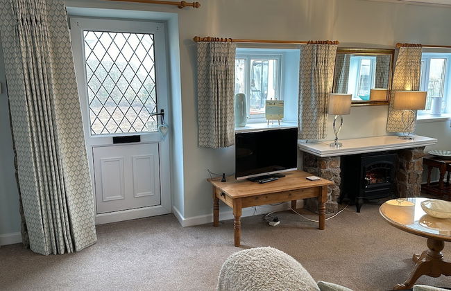 Welcoming 2 Bed Charming Self Catering Cottage - Foto 34