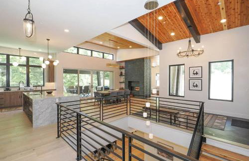 Luxury 4BR Mountain Retreat Near Sundance Resort - Foto 18