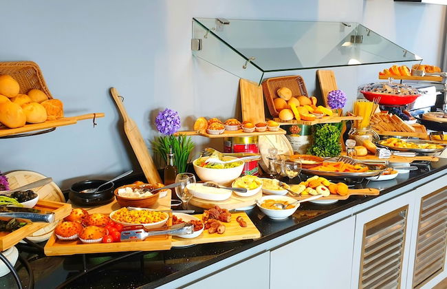 Loumage S Suites and Spa - Photo 67