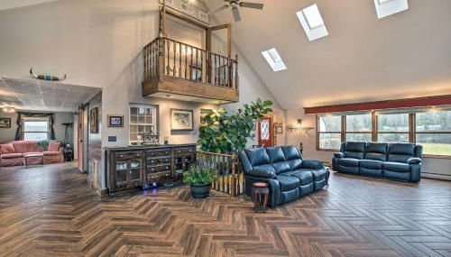 Pet-Friendly Bartlett Farmhouse with Deck! - Foto 4