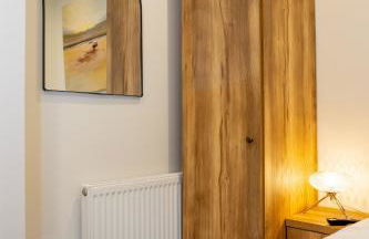 Lethbridge Villa 49 3-bedroom Apartment with private HOT TUB,Fibre WiFi, free parking, sleeps 6 - Foto 15