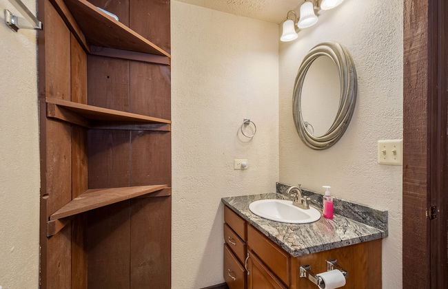 Cottage at Slope's Edge - Photo 21