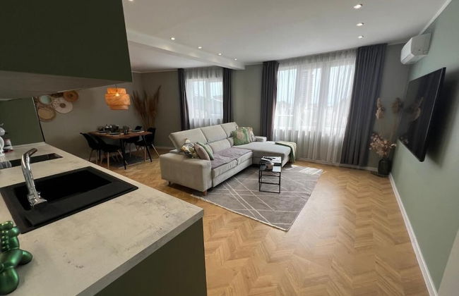 Varna Top Center Luxury One-bedroom Apartment - Photo 9