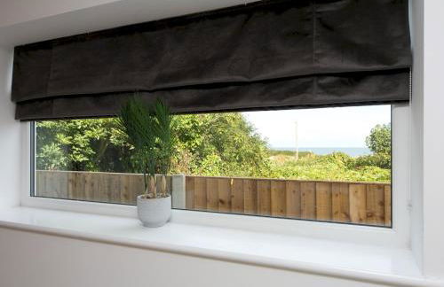 The View in Moelfre for 8 people with sea views - Pass the Keys - Photo 28