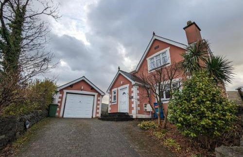 Unbeatable Llanberis Location, Detached with Parking, Snowdon Views. - Photo 45