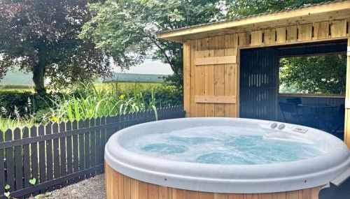 2 Bed in Aberedw BN201 - Photo 2, Other