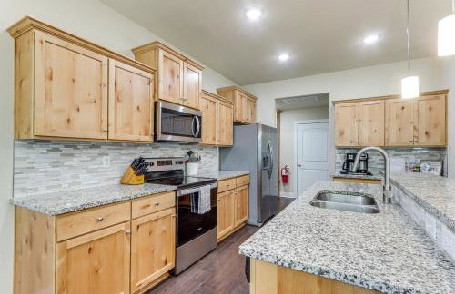 Modern Family Cabin: Walk to Table Rock Lake - Foto 6