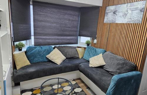 Femros Apartments, 15mins to city center. - Foto 7