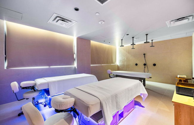 Ultimate Elegance Studio with Panoramic City Views - Foto 69