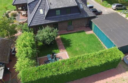 Ruhige FeWo mit eingezäunten Garten - familienfreundlich - Foto 1