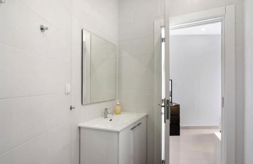 Skipper House - Photo 5