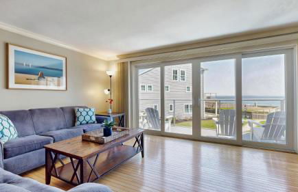 Beauty on the Beach by Bayley Vacation Rentals - Photo 13