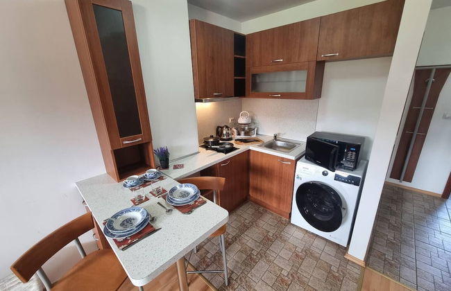 1 Bed Homey Two Floor Apartment - 200mbps Wi-fi! - Photo 7