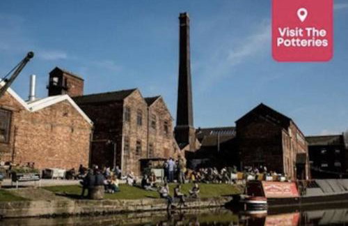 SPACIOUS DETACHED 5 Bedroom4 Bathroom WIFI Parking - Foto 69