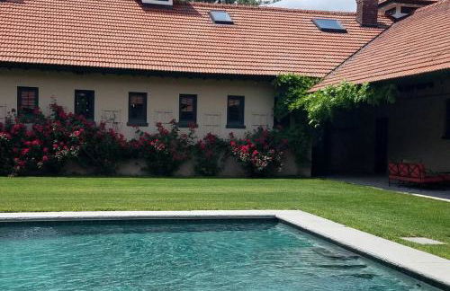 Gorgeous Green Mountains Vacation Rental with a Pool in Manchester, Vermont - Foto 14