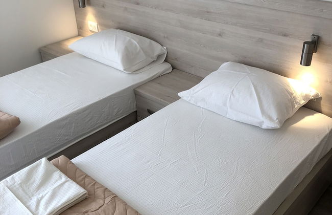 Almare apartments Budva - Photo 6