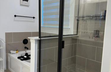 Spacious 6 Bedroom Home- Near Historic McKinney - Foto 8