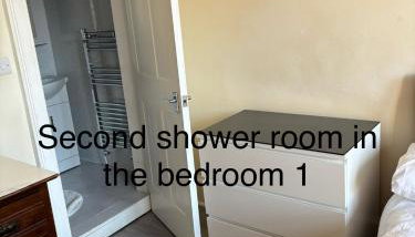 Central 3 bedrooms apartment for upto 6 - Foto 2