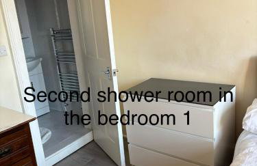 Central 3 bedrooms apartment for upto 6 - Foto 2