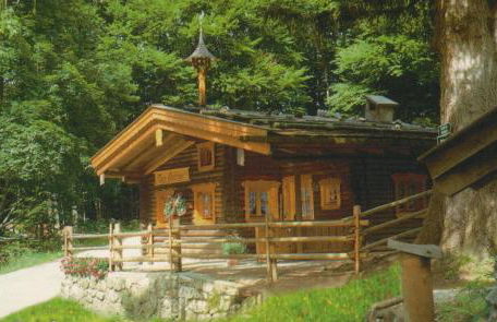 Almbrünnerl die Almhütte auf der Raffner Alm - Foto 33